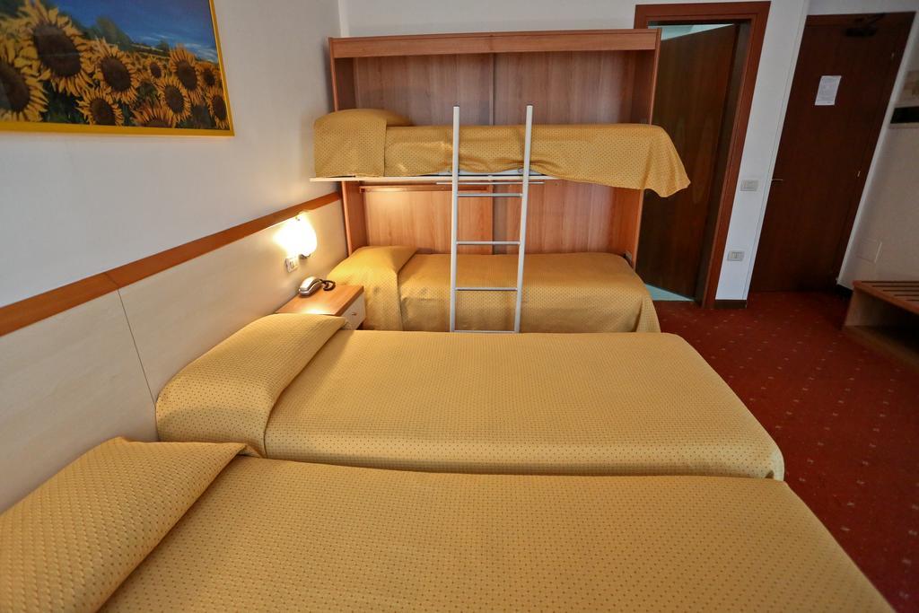 Hotel Due Ragni ヴィッロルバ エクステリア 写真