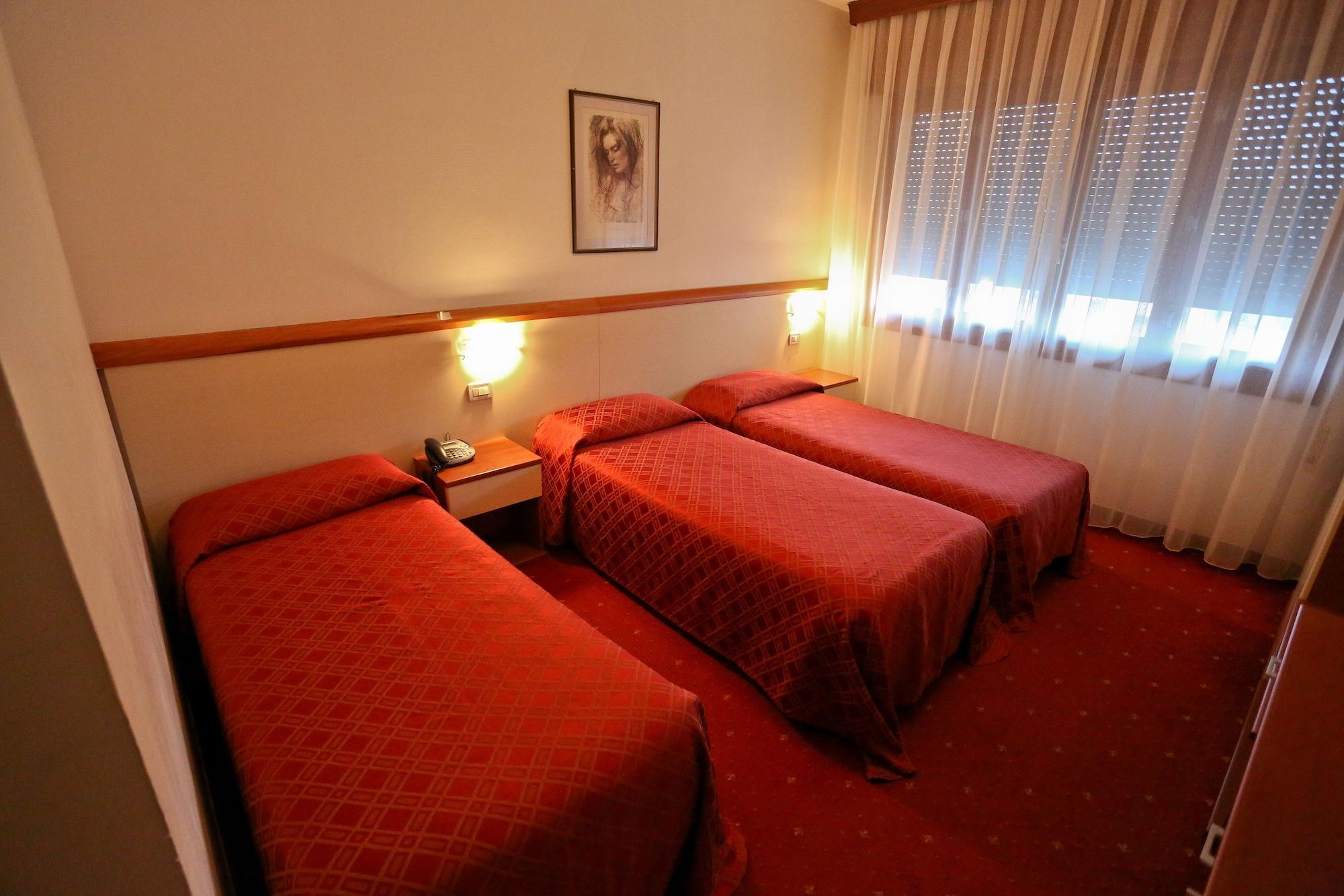 Hotel Due Ragni ヴィッロルバ エクステリア 写真