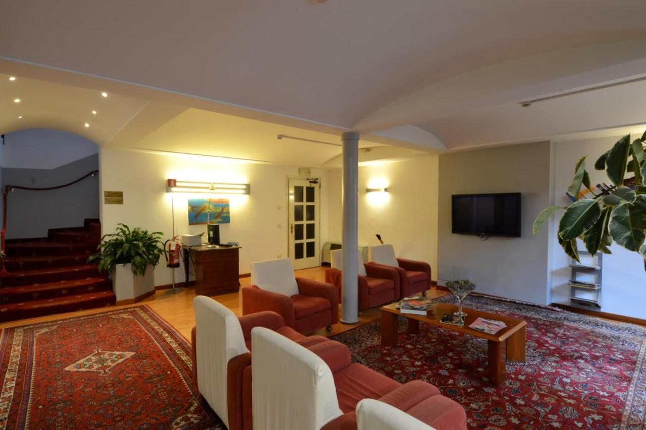Hotel Due Ragni ヴィッロルバ エクステリア 写真
